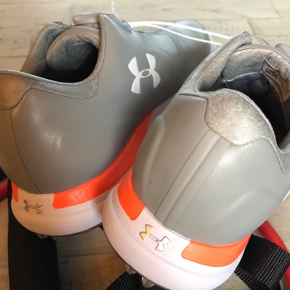 UNDER ARMOUR WOMEN’S BOOTS SIZE 6.5 - Picture 5 of 7